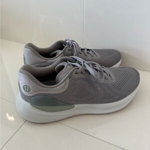 lululemon athletica Men's Gray Running Shoes - worn once inside